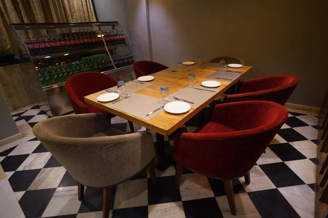 אודייפור Fabhotel Naivara Boutique מראה חיצוני תמונה