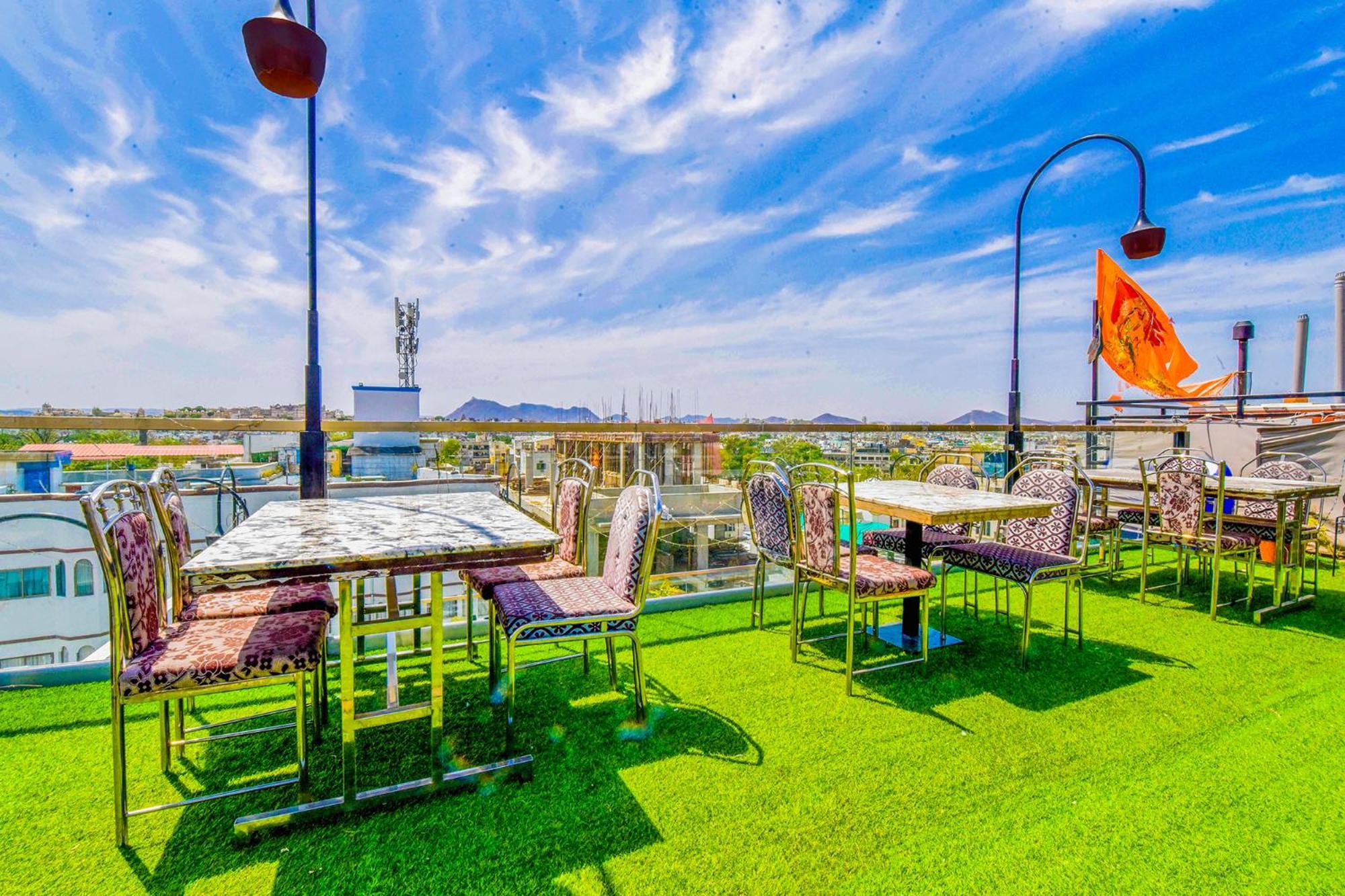 אודייפור Fabhotel Naivara Boutique מראה חיצוני תמונה