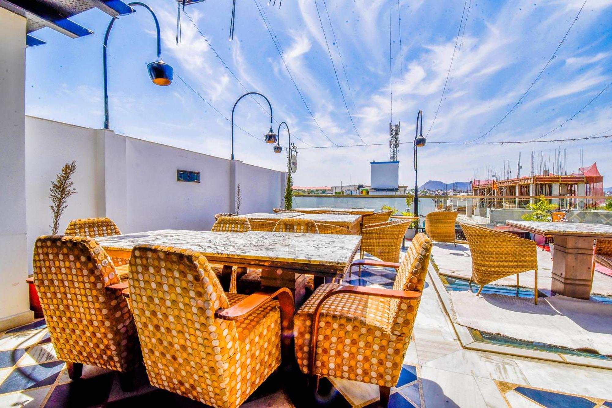 אודייפור Fabhotel Naivara Boutique מראה חיצוני תמונה